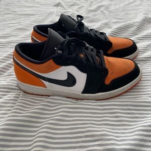 Air Jordan 1 Low “shattered backboard” Mens size 12